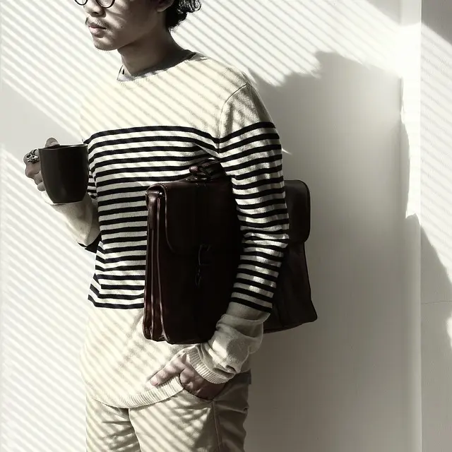 Cómo crear un look atemporal para hombres con estilo