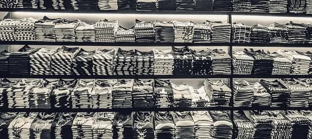 Cómo elegir la camiseta ideal según tu estilo y cuerpo