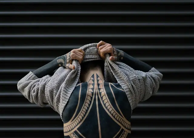 Cómo llevar la tendencia oversized con elegancia
