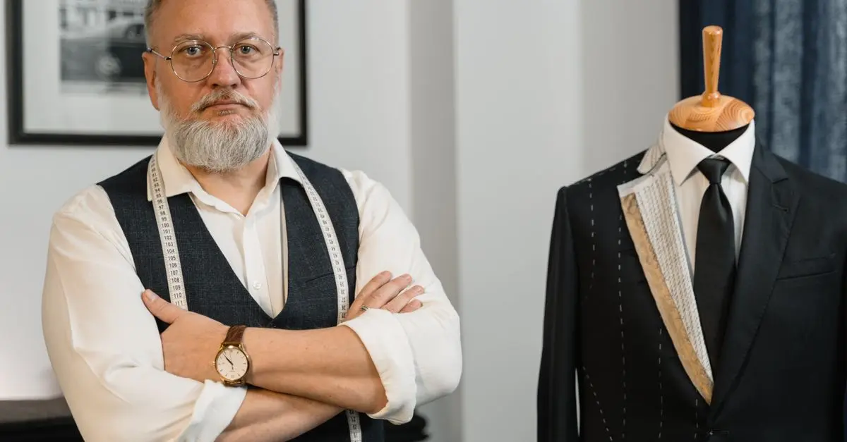 Cómo elegir el mejor traje masculino para cada ocasión