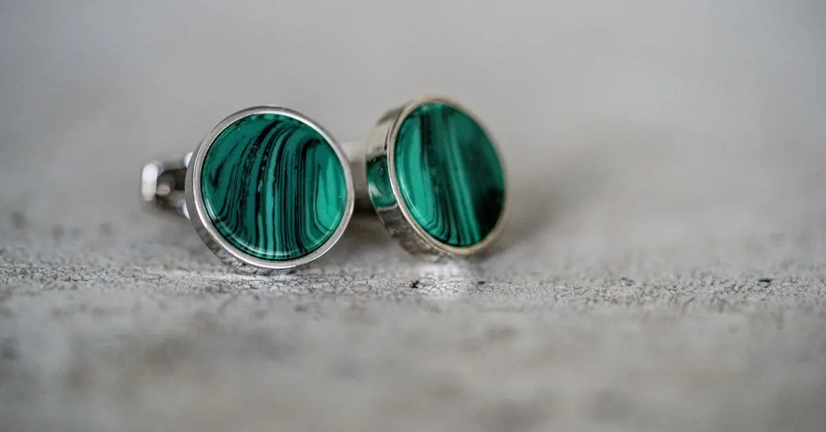 Cómo combinar accesorios masculinos para un look perfecto