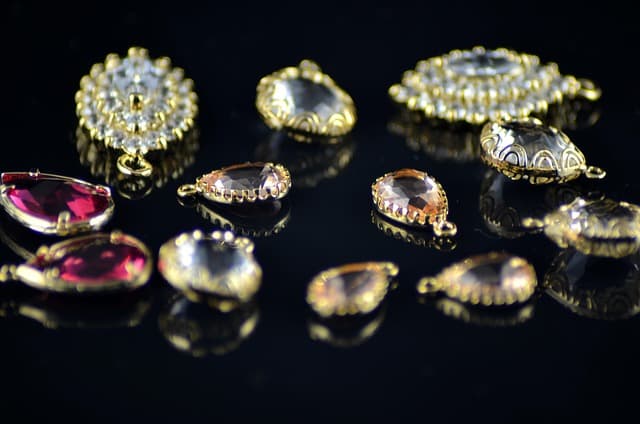 10 consejos para combinar trajes y accesorios con estilo