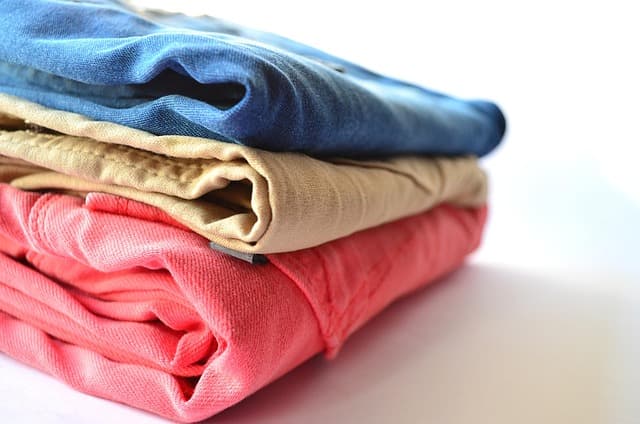 Cómo combinar prendas masculinas para un look perfecto