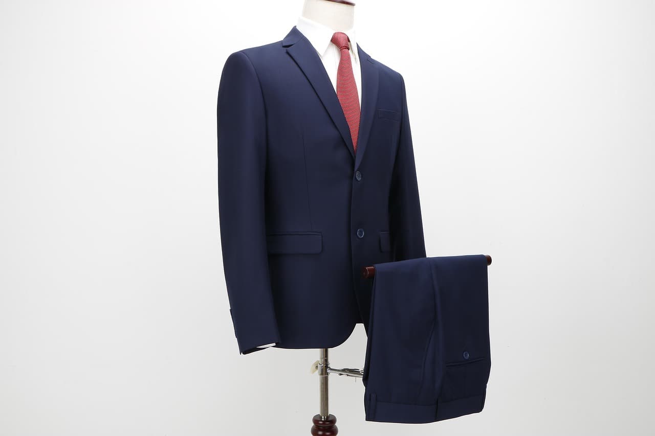 Los estilos de trajes que todo hombre debería considerar